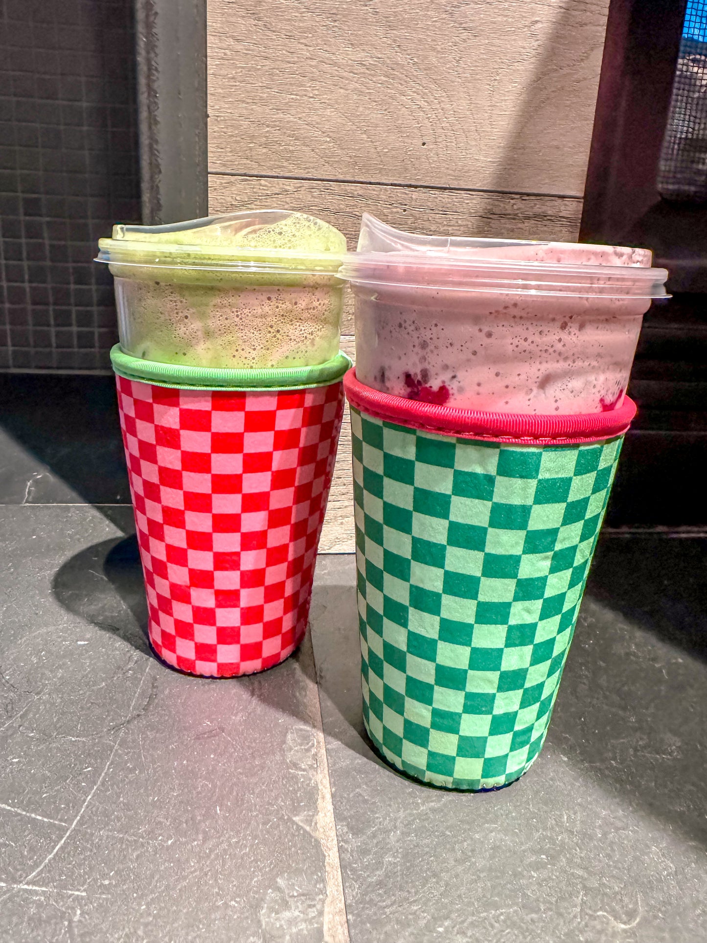 Green/Pink Checked Drink Sleeve